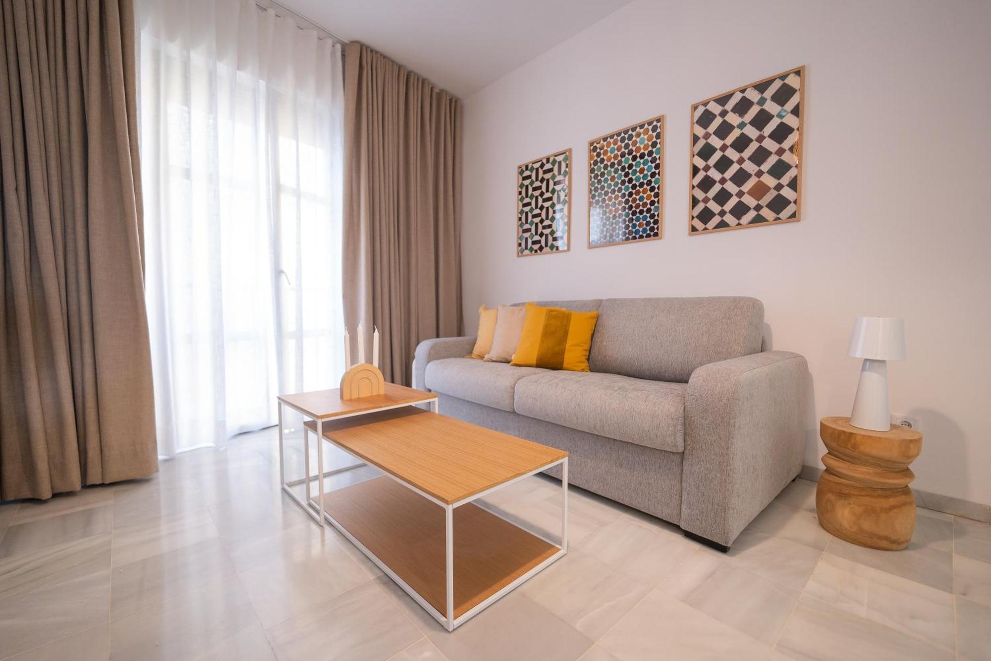 Reyes Catolicos II Suite Apartment Sevilla Bagian luar foto